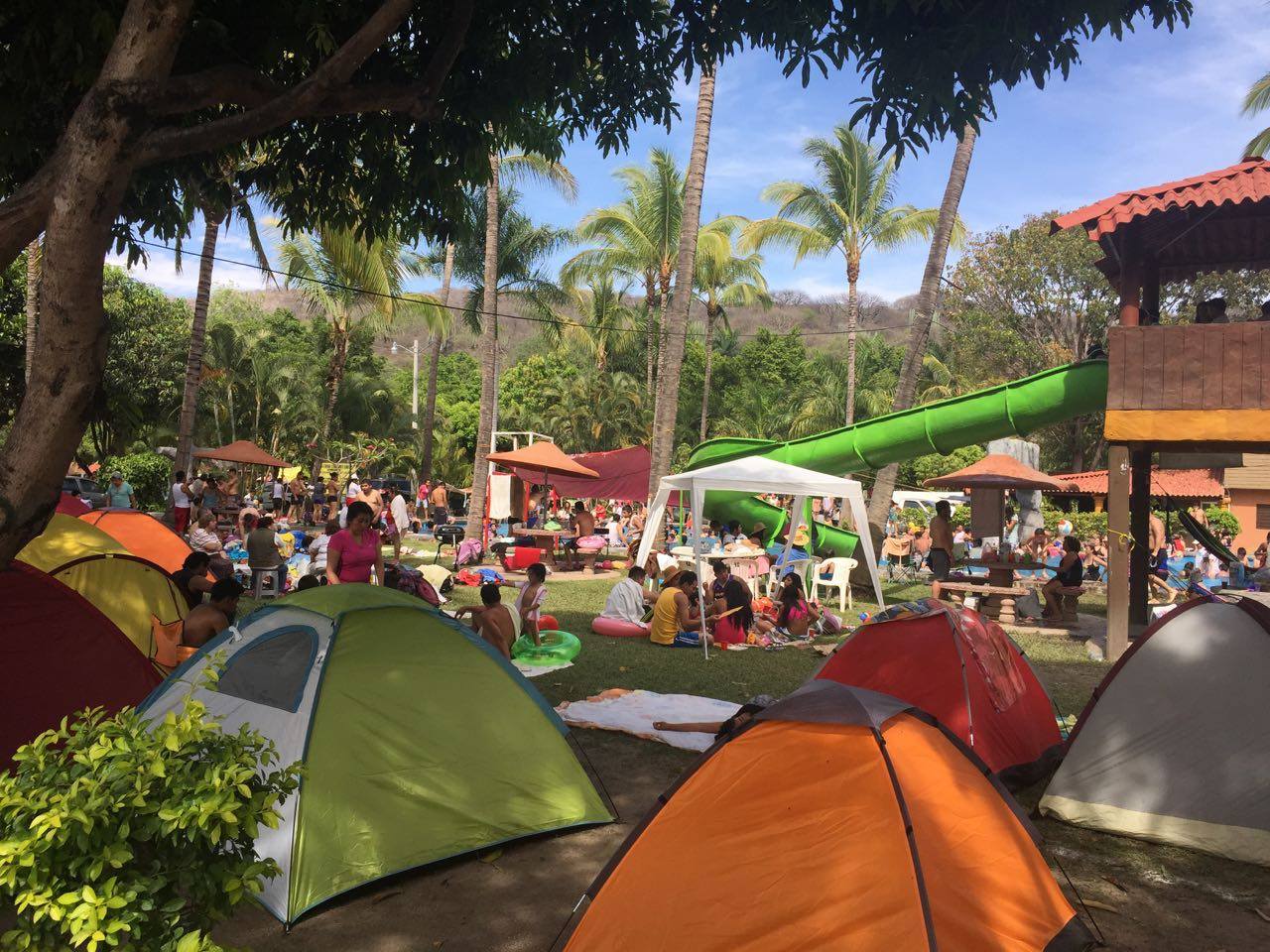 Campamento en Balneario Santa Isabel, Morelos Mexico