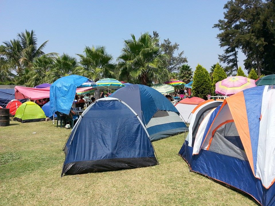 Campamento en Balneario Las Tazas, Morelos Mexico