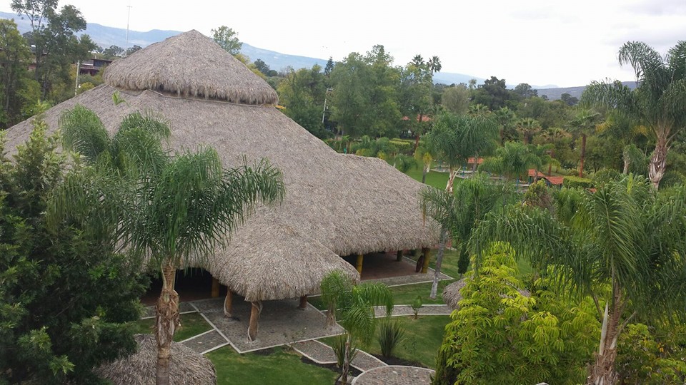 Campamento en Balneario Selva Maya, Michoacan Mexico