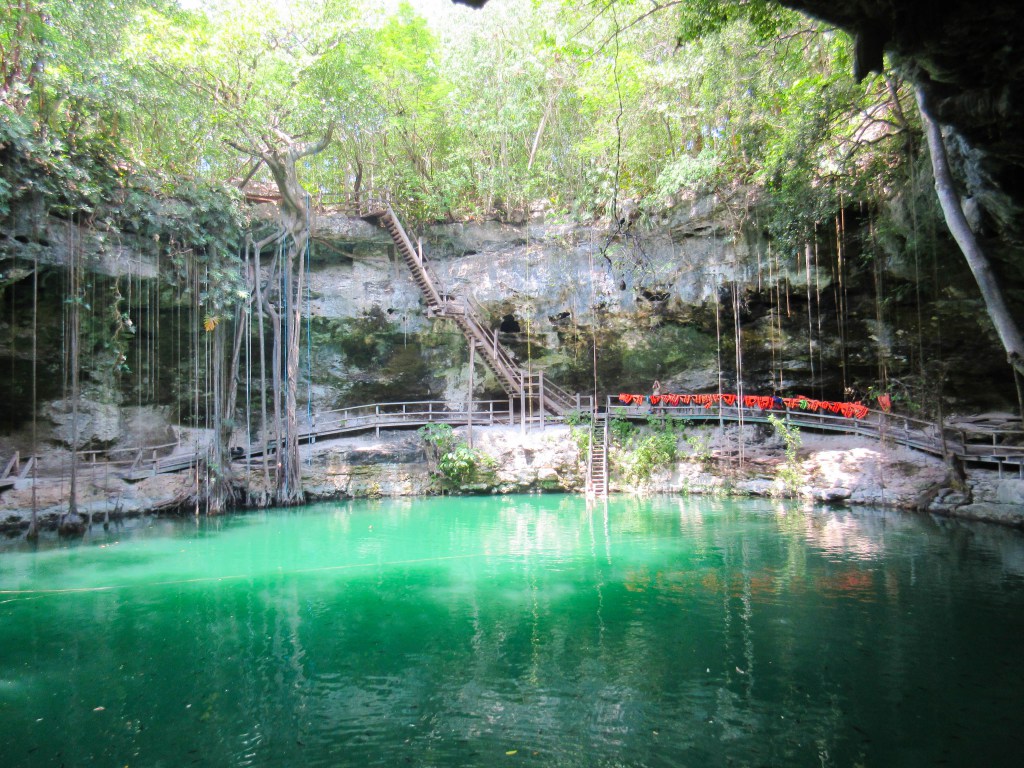Balneario Cenote XCanche, Yucatan Mexico