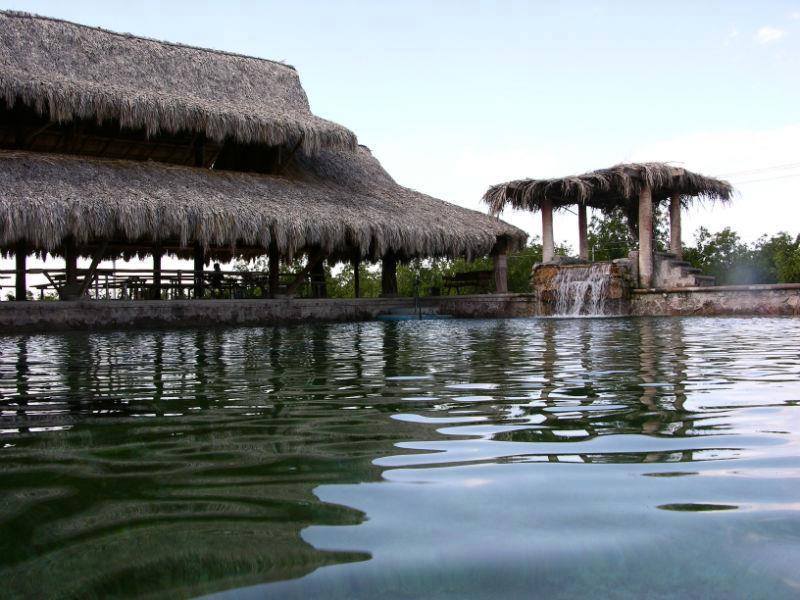 Nota sobre Balneario Aguas Termales Las Pampas