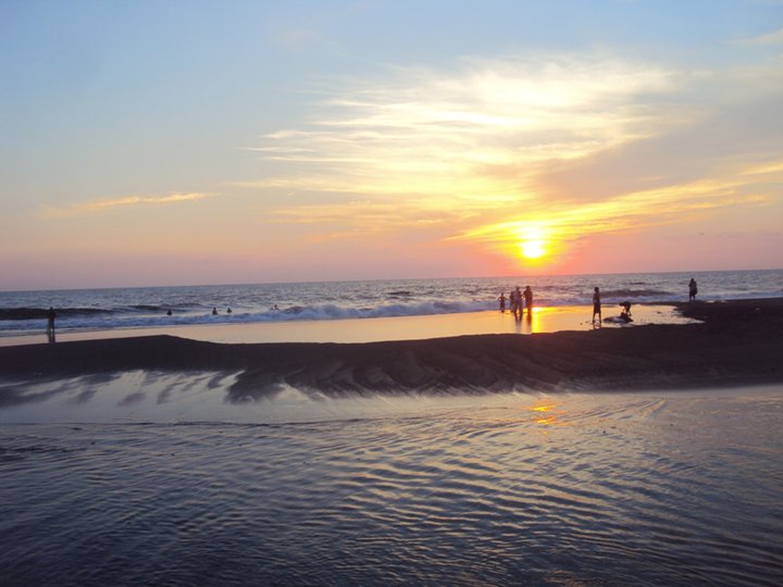 Nota sobre Balneario La Peñita