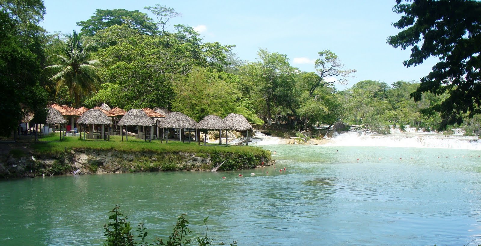 Nota sobre Balneario Puyacatengo