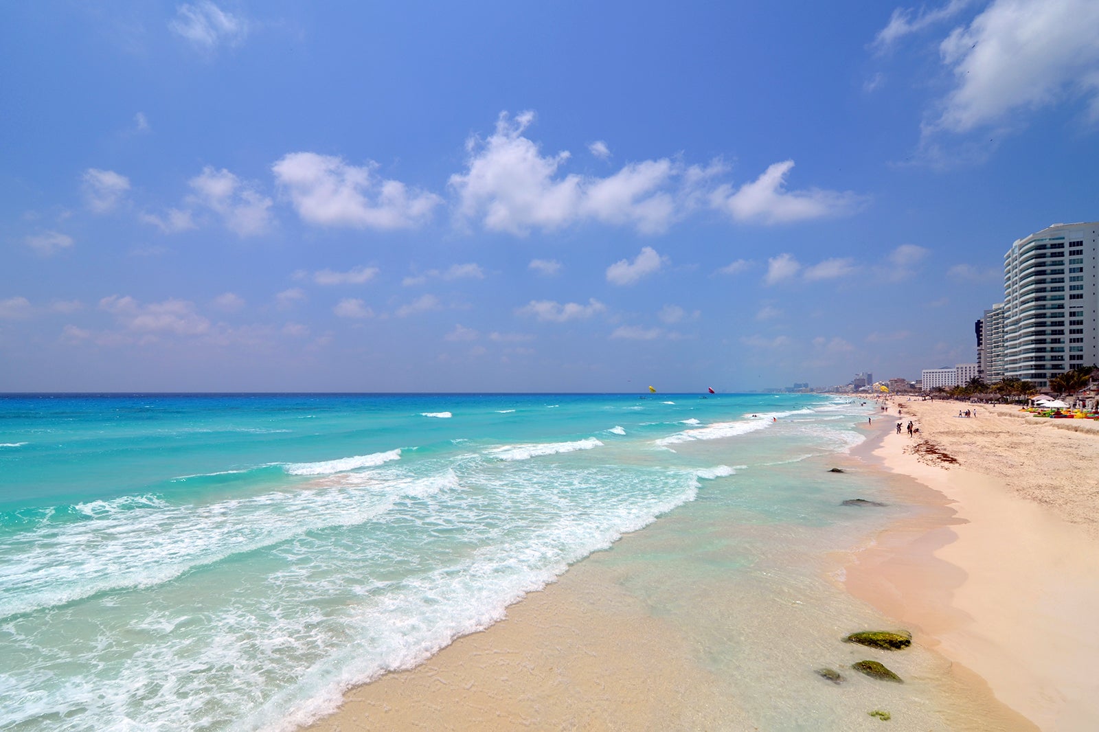 Nota sobre Canc&uacute;n y sus playas: gu&iacute;a para visitar el Caribe mexicano