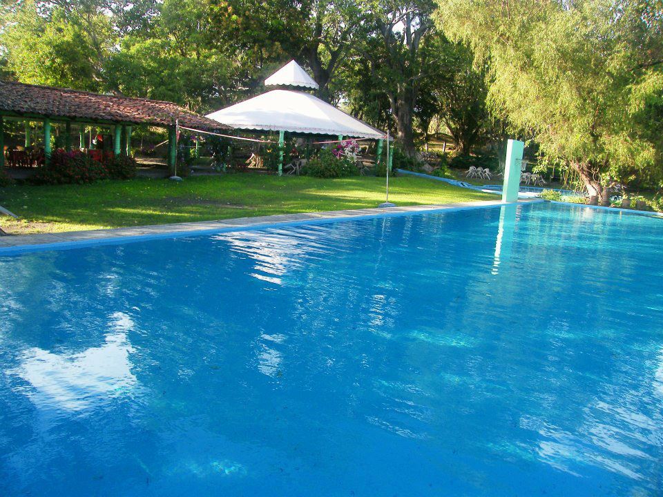 Descanso y diversión en los balnearios de Nayarit