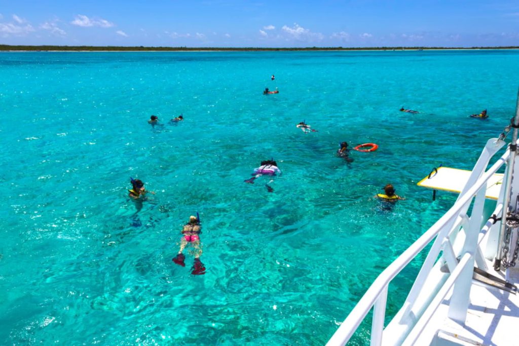 Playas familiares en Cozumel: sol, arena suave y aguas perfectas para todos
